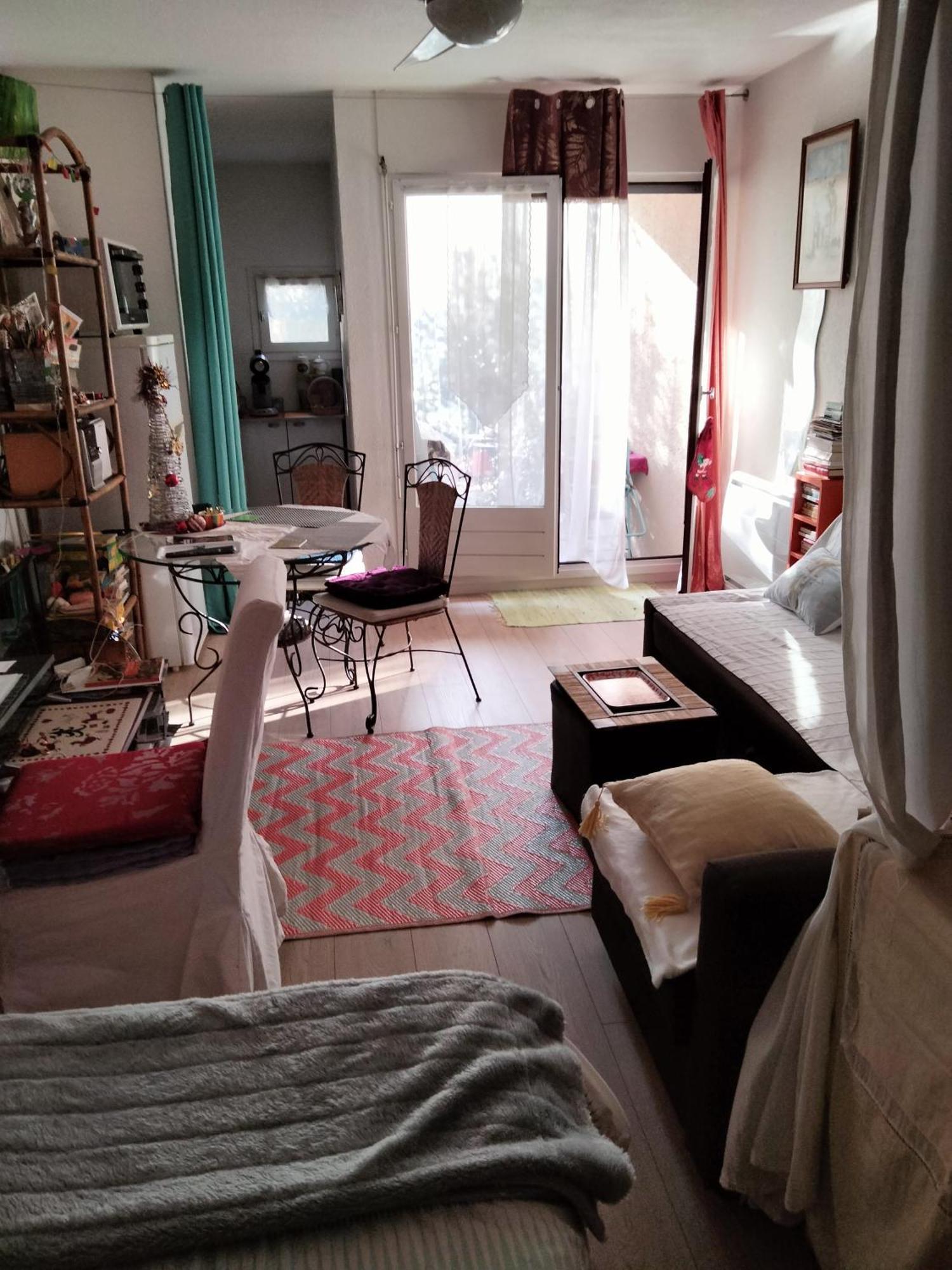 Joli Studio Avec Jardinet Avignone Esterno foto