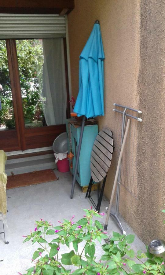 Joli Studio Avec Jardinet Avignone Esterno foto